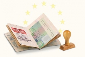 Упрощенный шенген для украинских туристов пока остается мечтой
