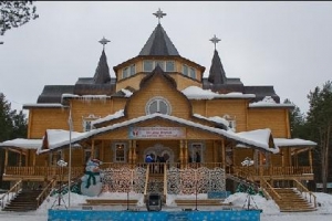 В Киеве не будет елки, но появится избушка Деда Мороза
