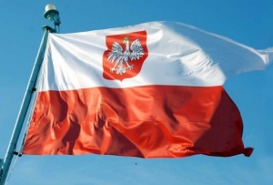 Польша закрыла все консульства в Украине