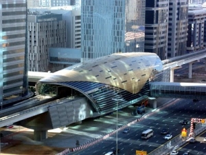 ДУБАЙ НАПОМНИЛ ЖИТЕЛЯМ И ТУРИСТАМ О ЗАПРЕТЕ НА ПРОВОЗ АЛКОГОЛЯ В МЕТРО