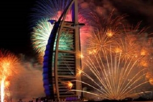 В Дубае для туристов устроят шоу фейерверков